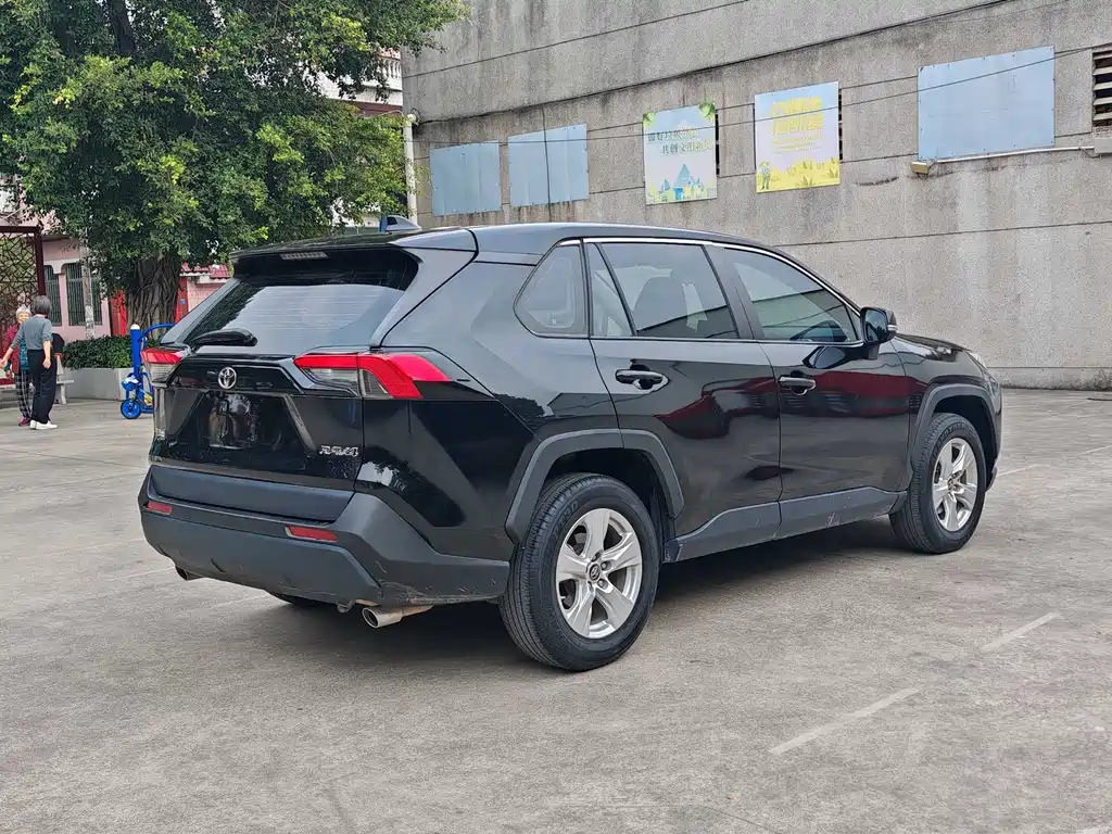 TOYOTA RAV4 RONGFANG