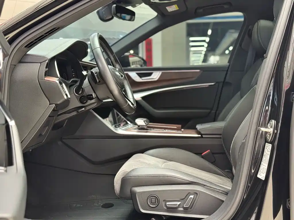 Audi A6L — миниатюра 4