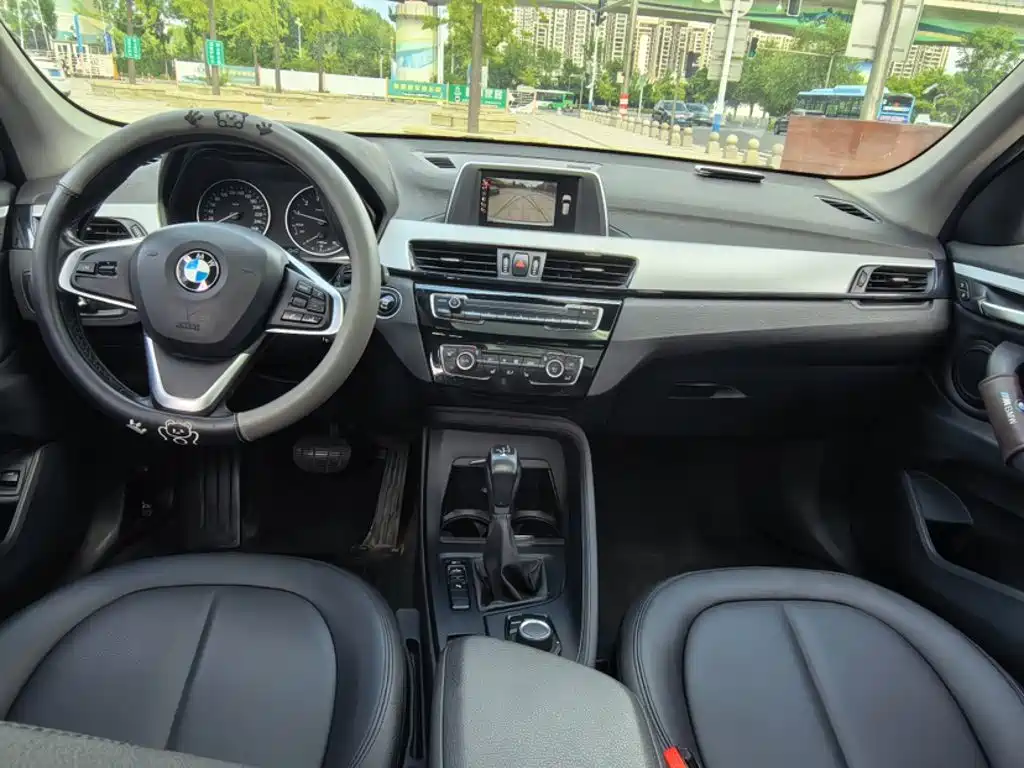 BMW X1 — миниатюра 13