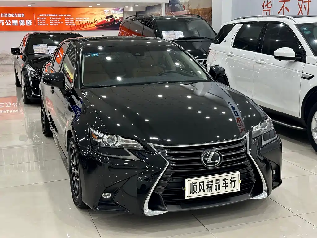 Lexus GS — миниатюра 31