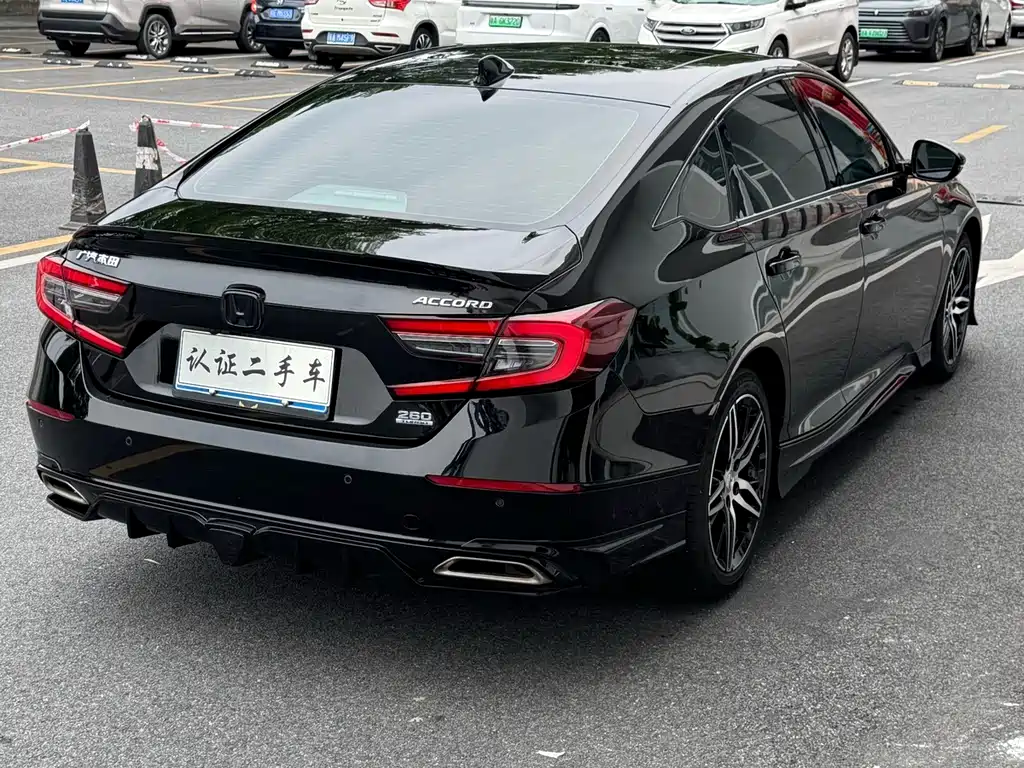 Honda Accord — миниатюра 15