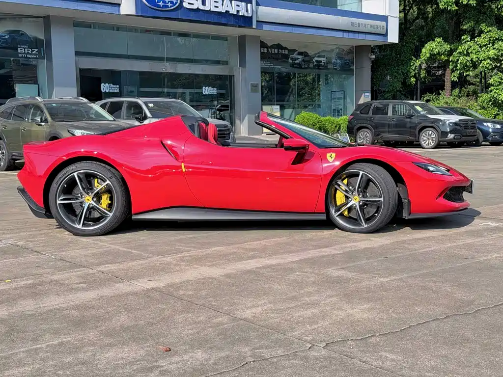 Ferrari 296 — миниатюра 4