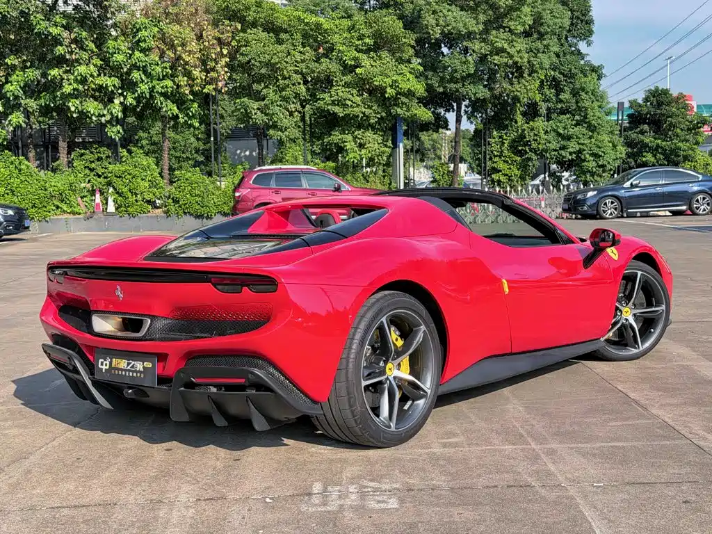 Ferrari 296 — миниатюра 5