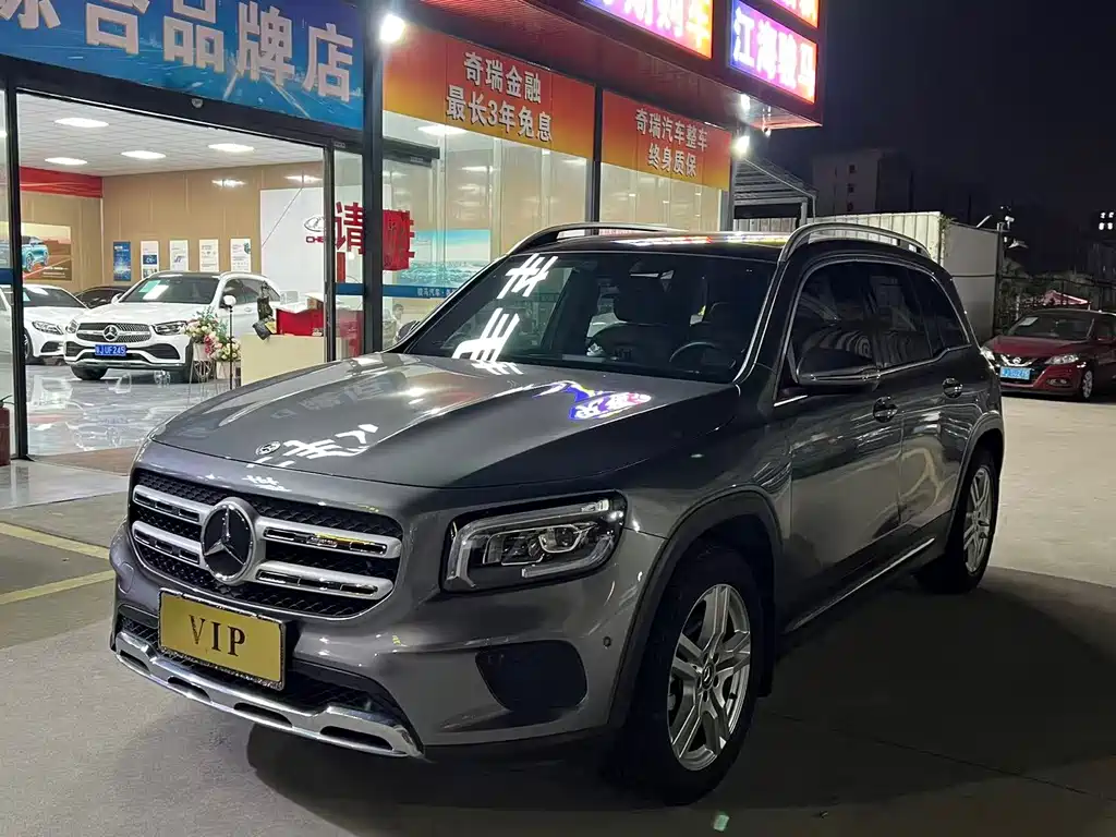 Mercedes-Benz GLB — миниатюра 2
