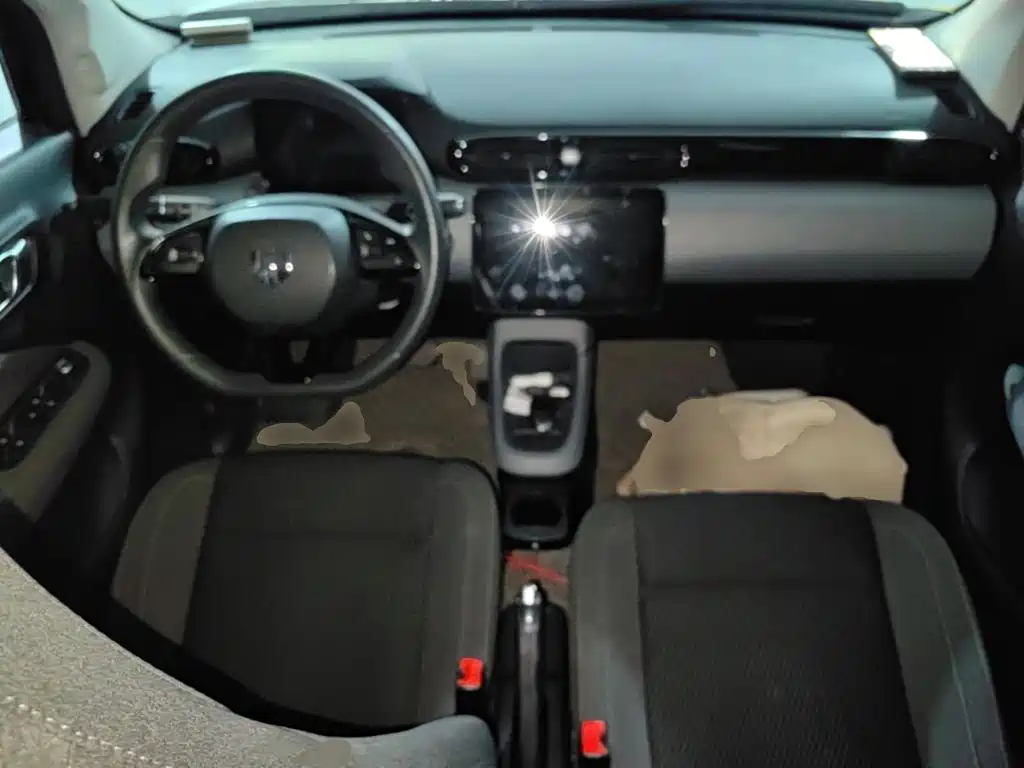Leapmotor Leapmotor T03 — миниатюра 10