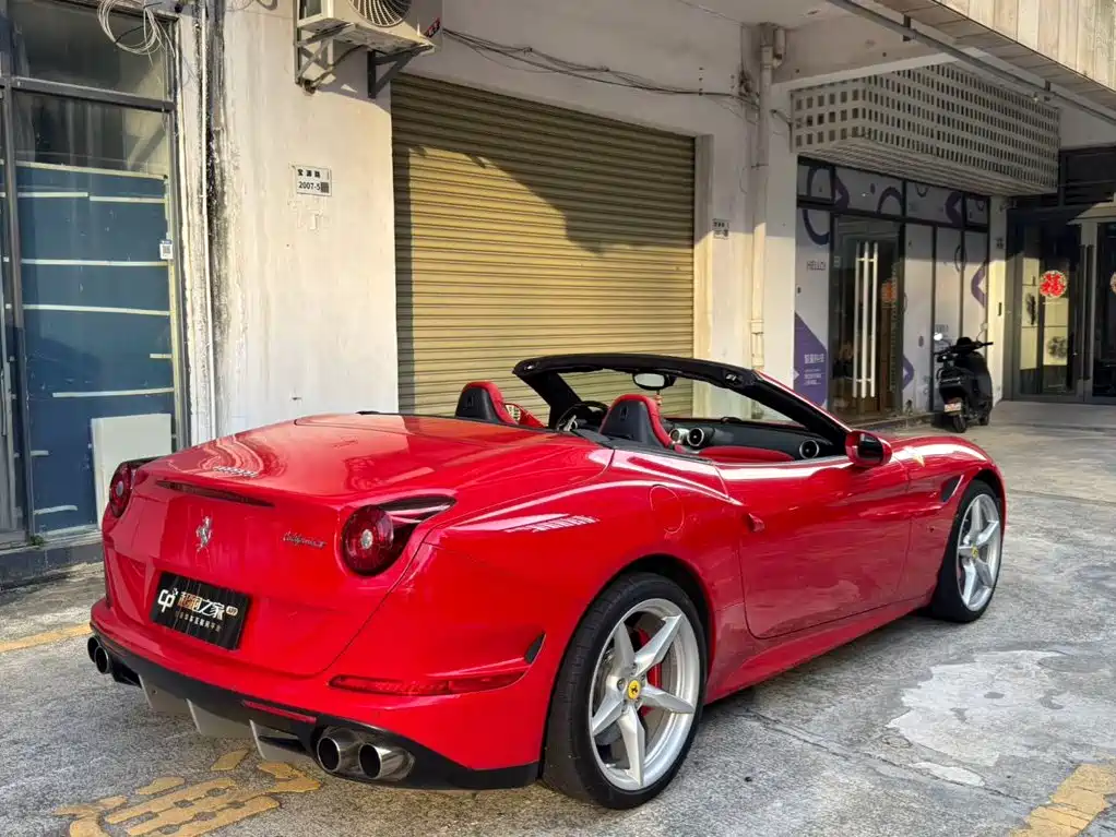 Ferrari California T — миниатюра 7