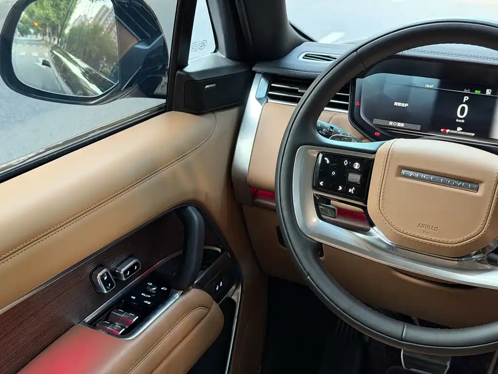 Land Rover Range Rover — миниатюра 20