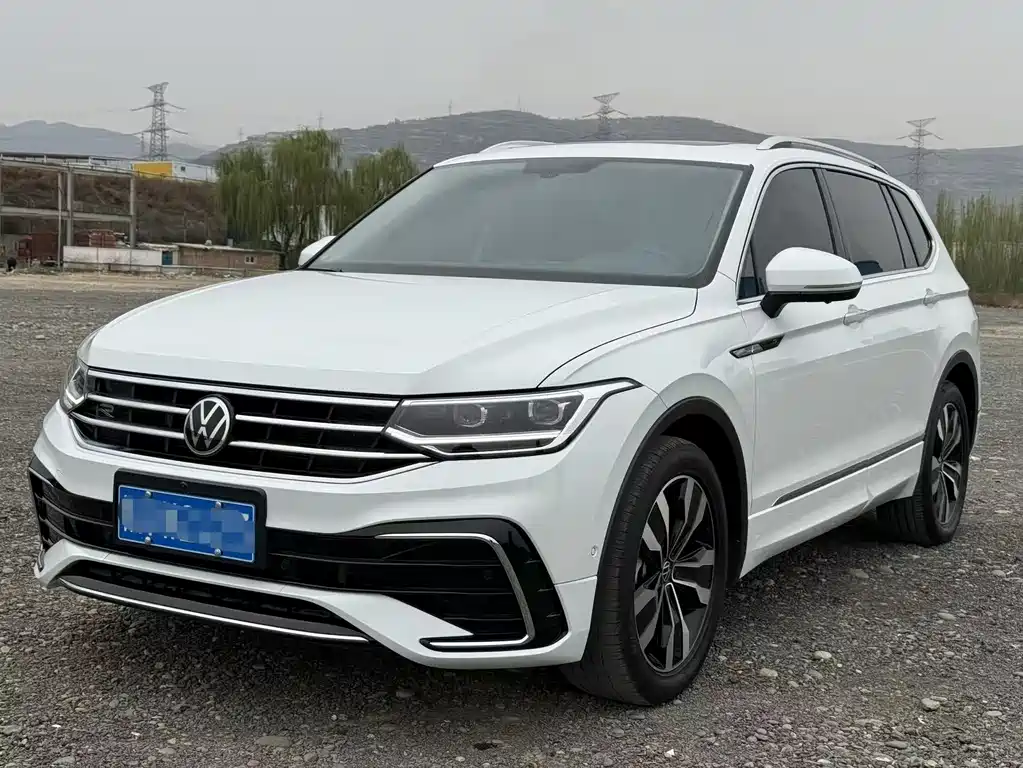 Volkswagen Tiguan L 2024