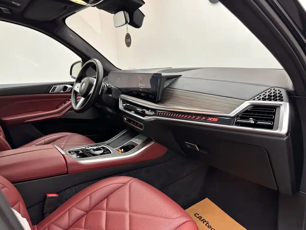 BMW X5 — миниатюра 11