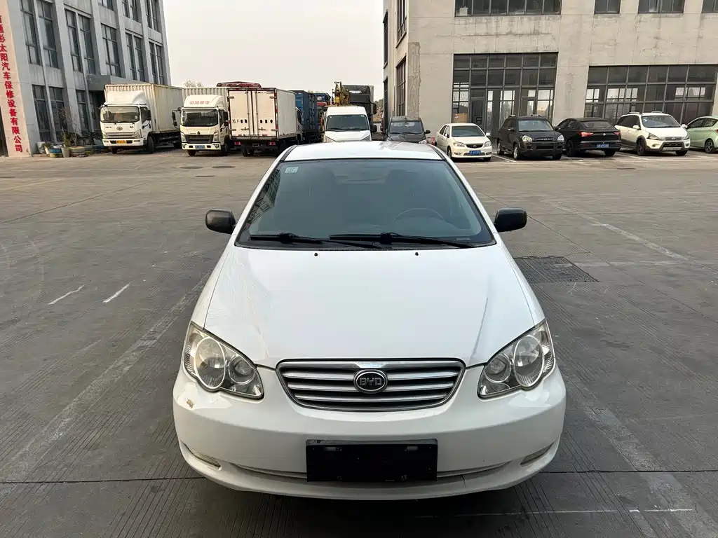 BYD F3