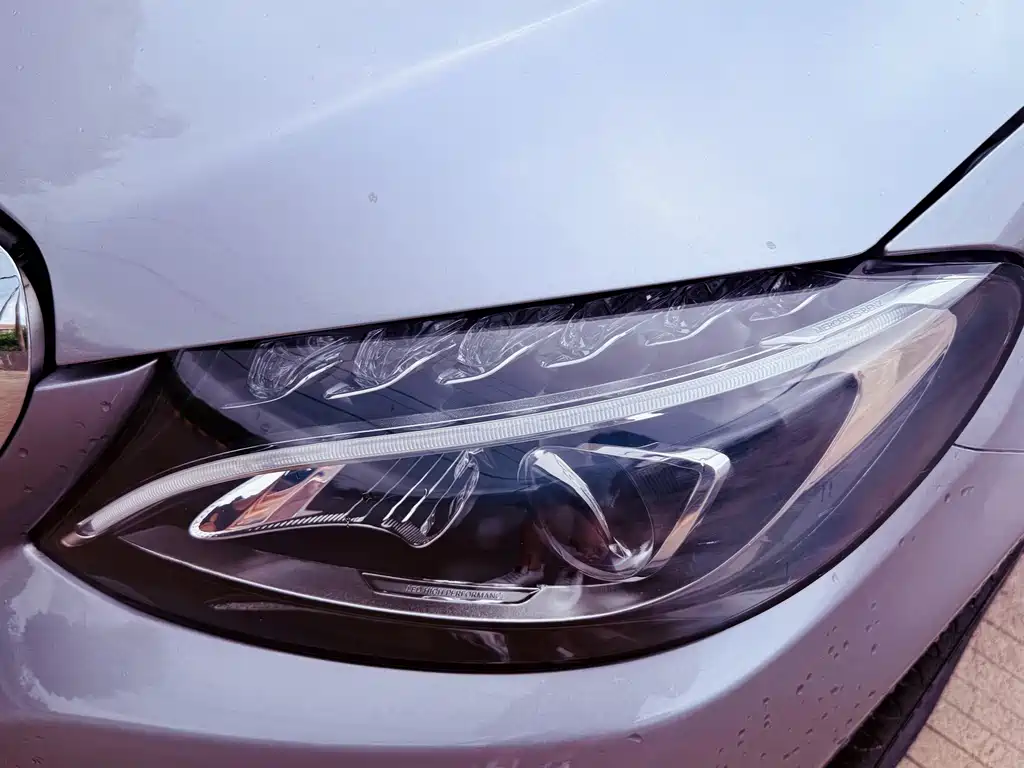 Mercedes-Benz C-Class — миниатюра 10