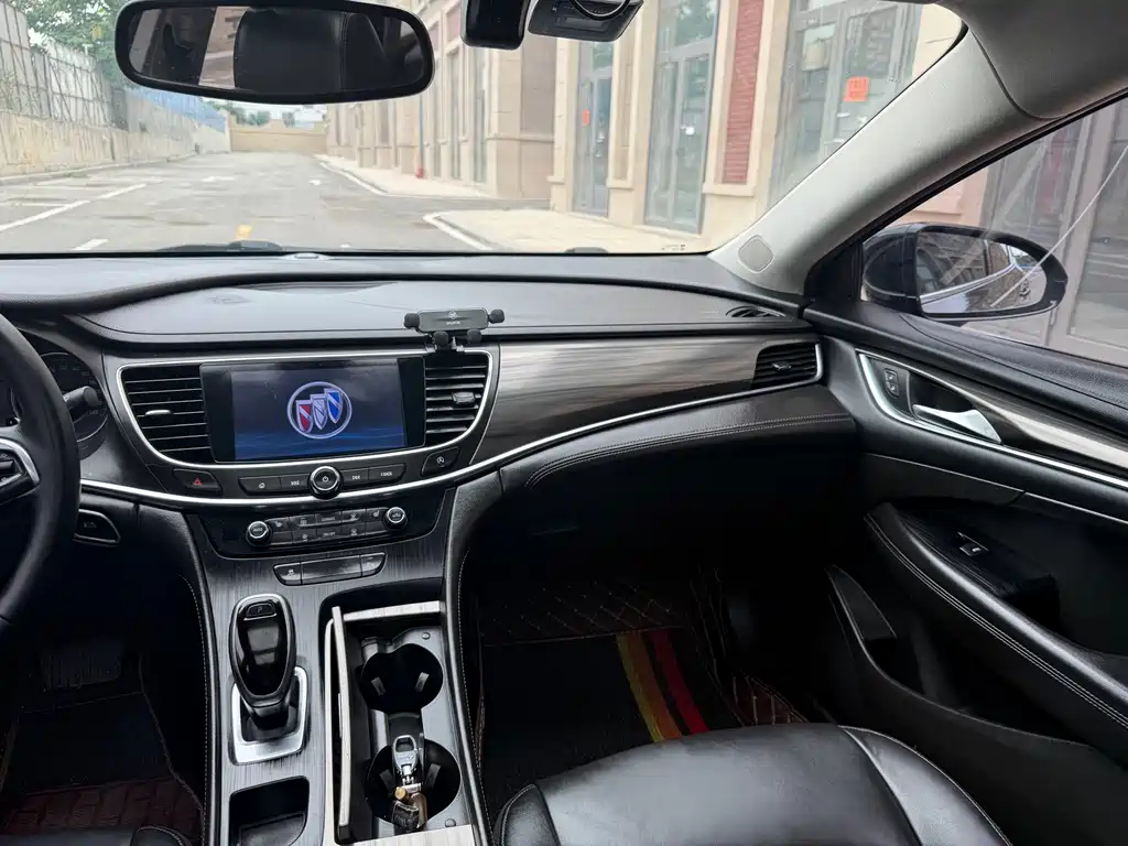 Buick LaCrosse 2021 552T Luxury