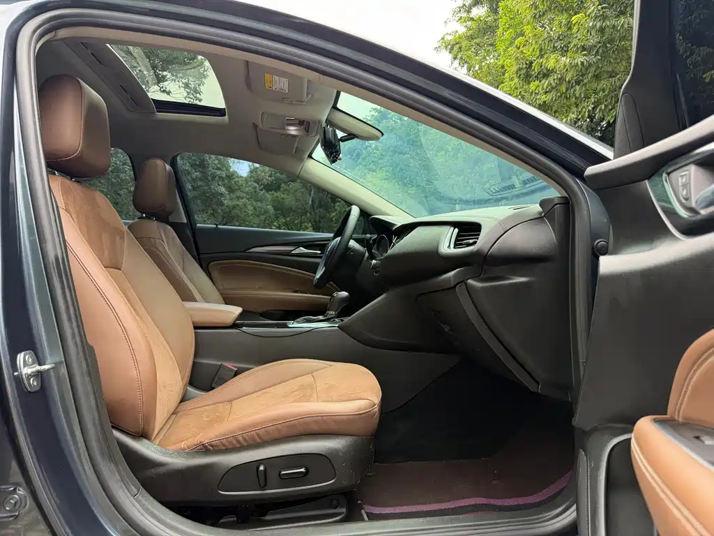 Buick Regal — миниатюра 7