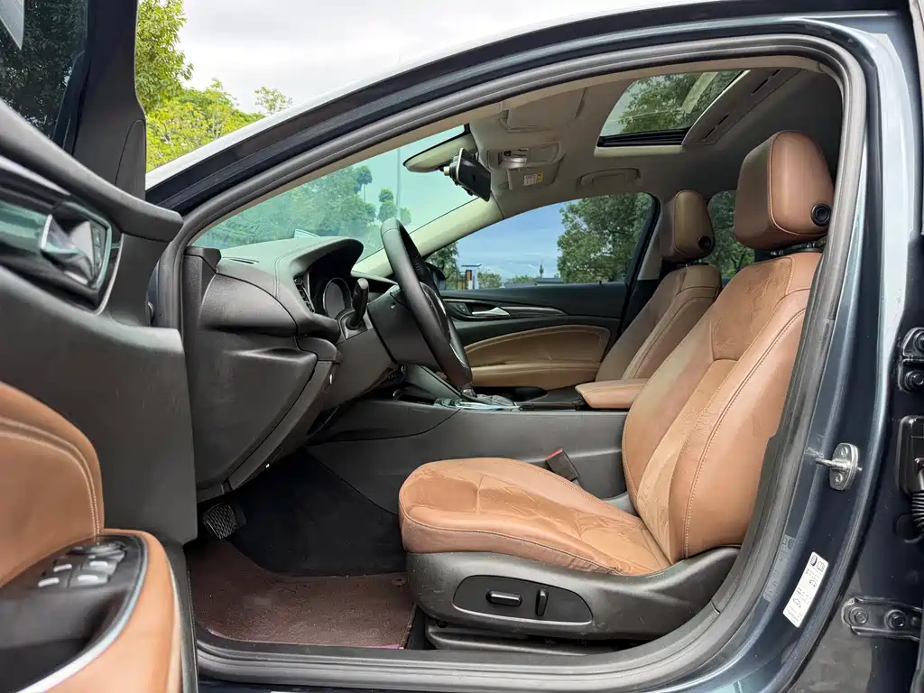 Buick Regal — миниатюра 5