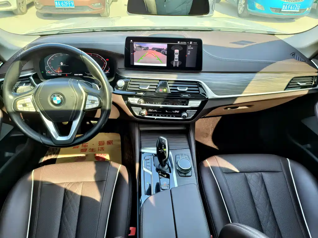 BMW 5 SERIES