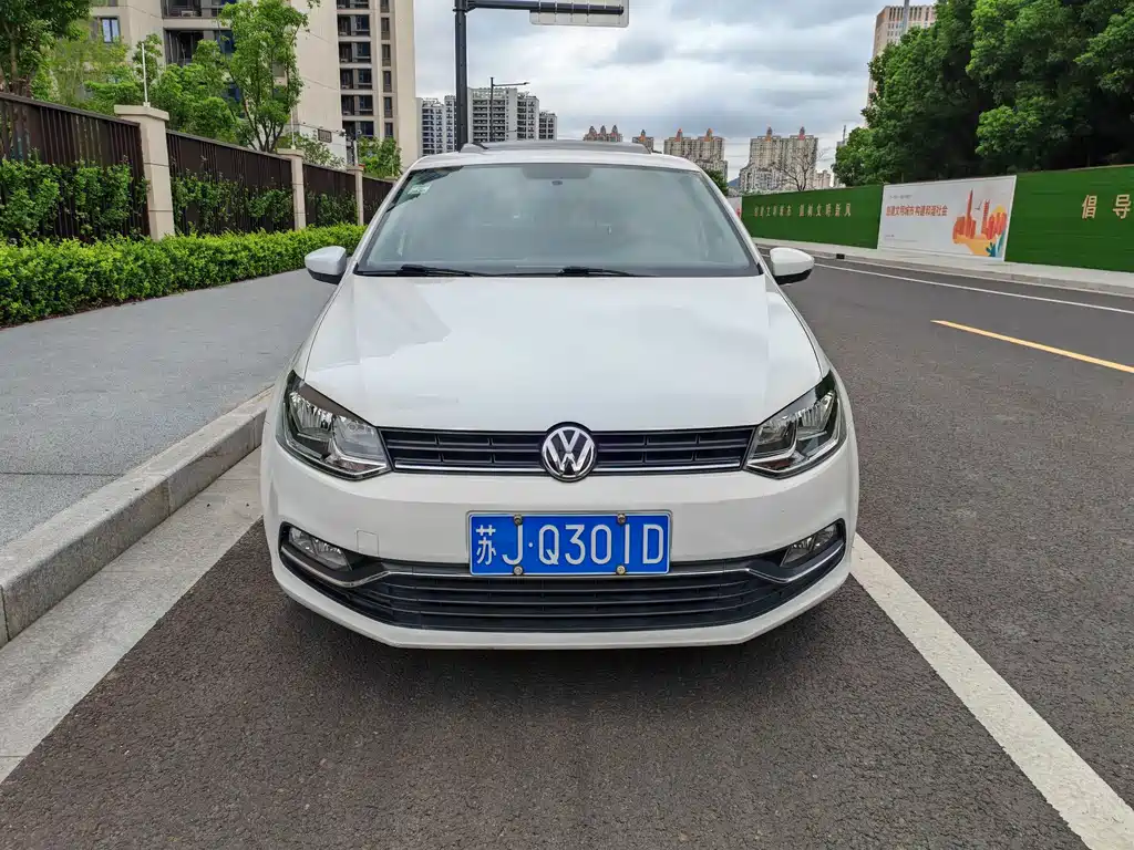 Volkswagen Polo — миниатюра 2