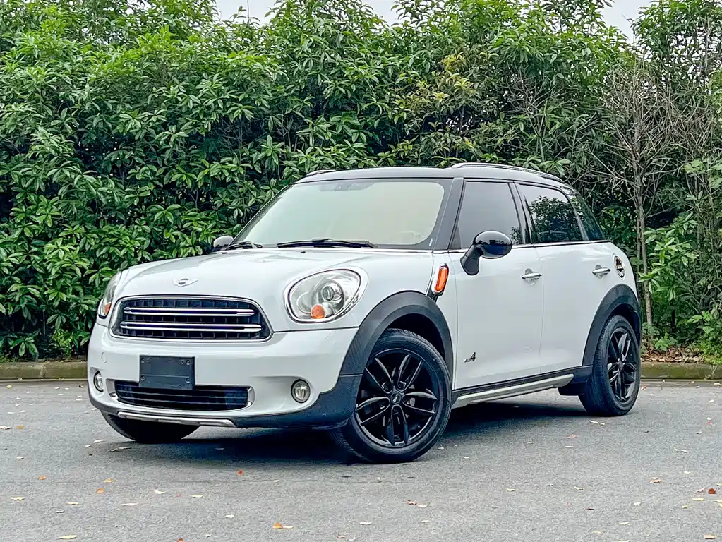 Mini Mini Countryman 2016