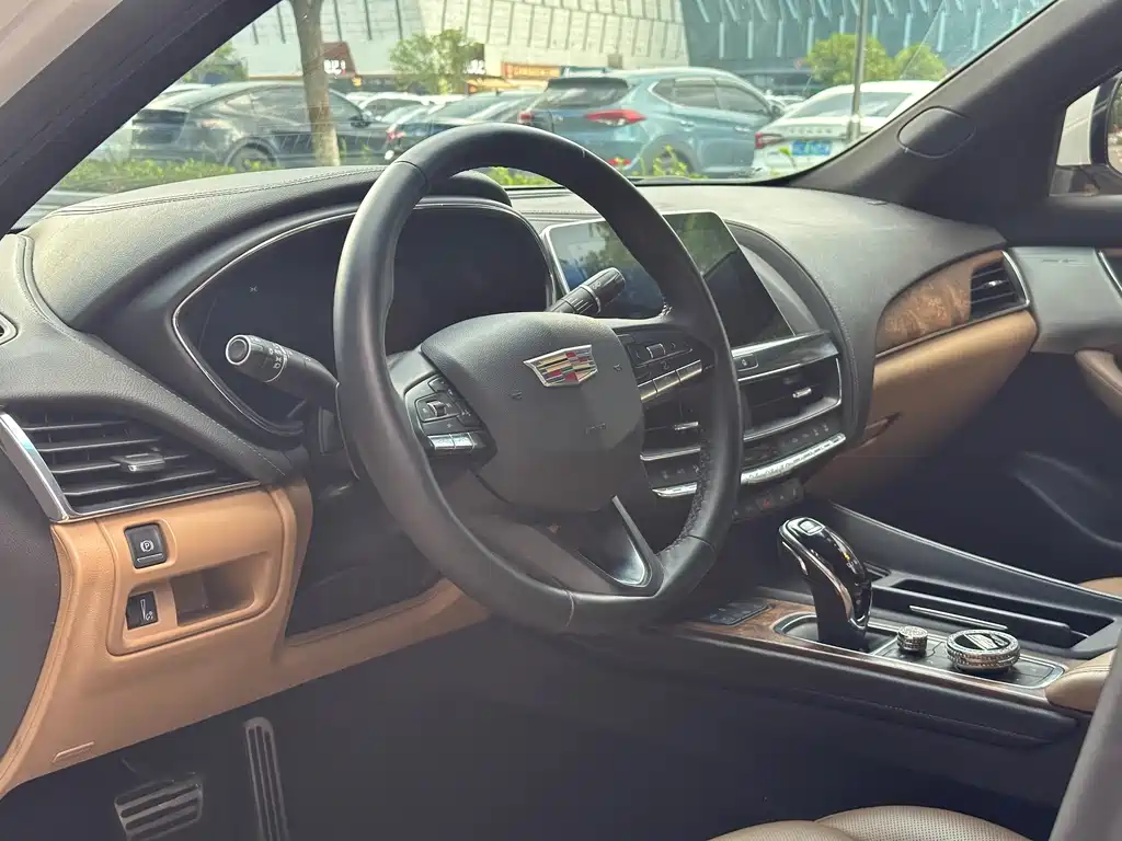 Cadillac CT5 — миниатюра 9