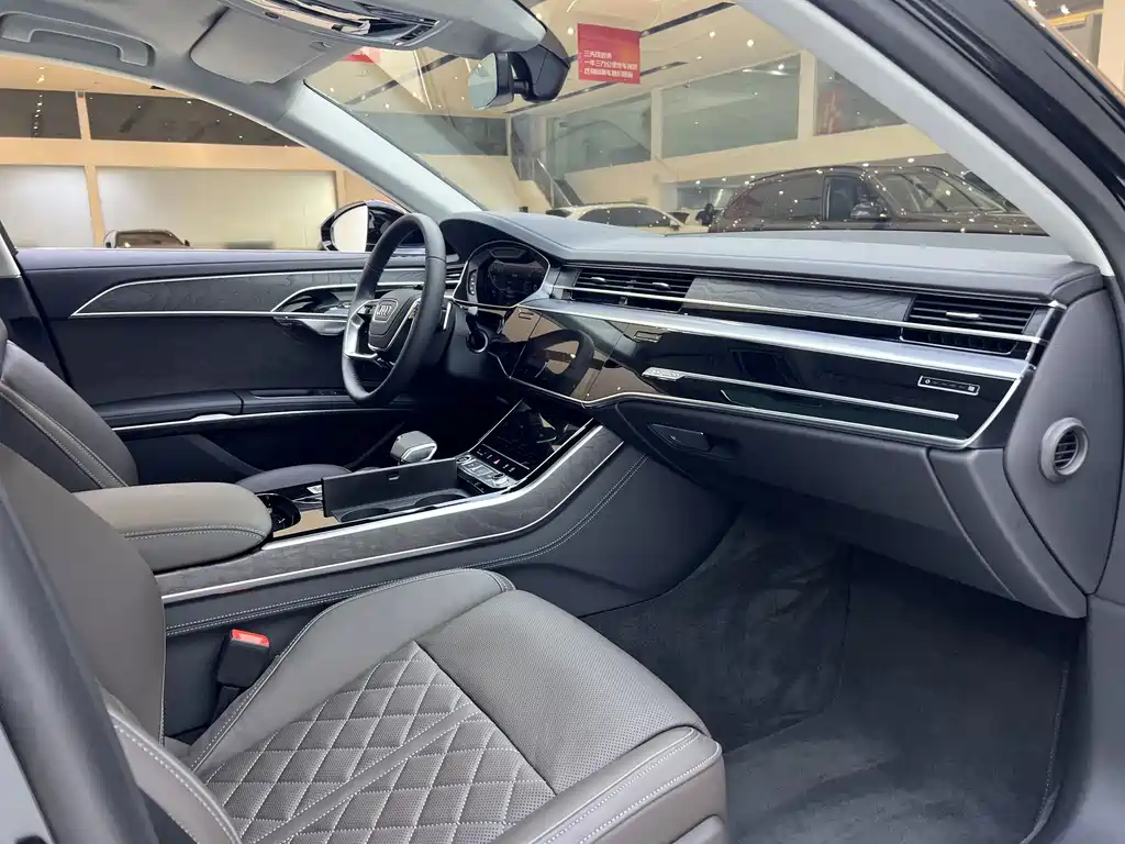 Audi A8 2024 A8L 50 TFSI quattro