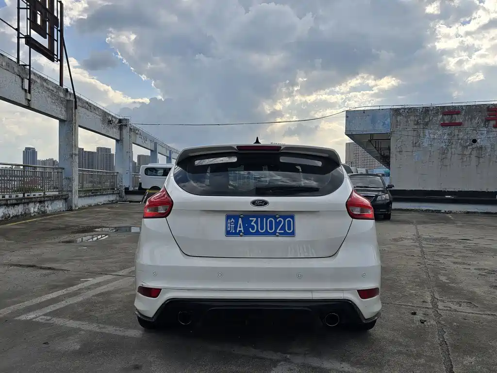 Ford Focus — миниатюра 6