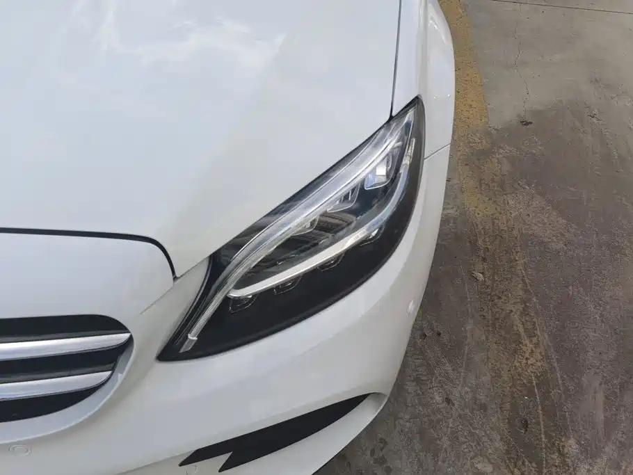 Mercedes-Benz C-Class — миниатюра 5