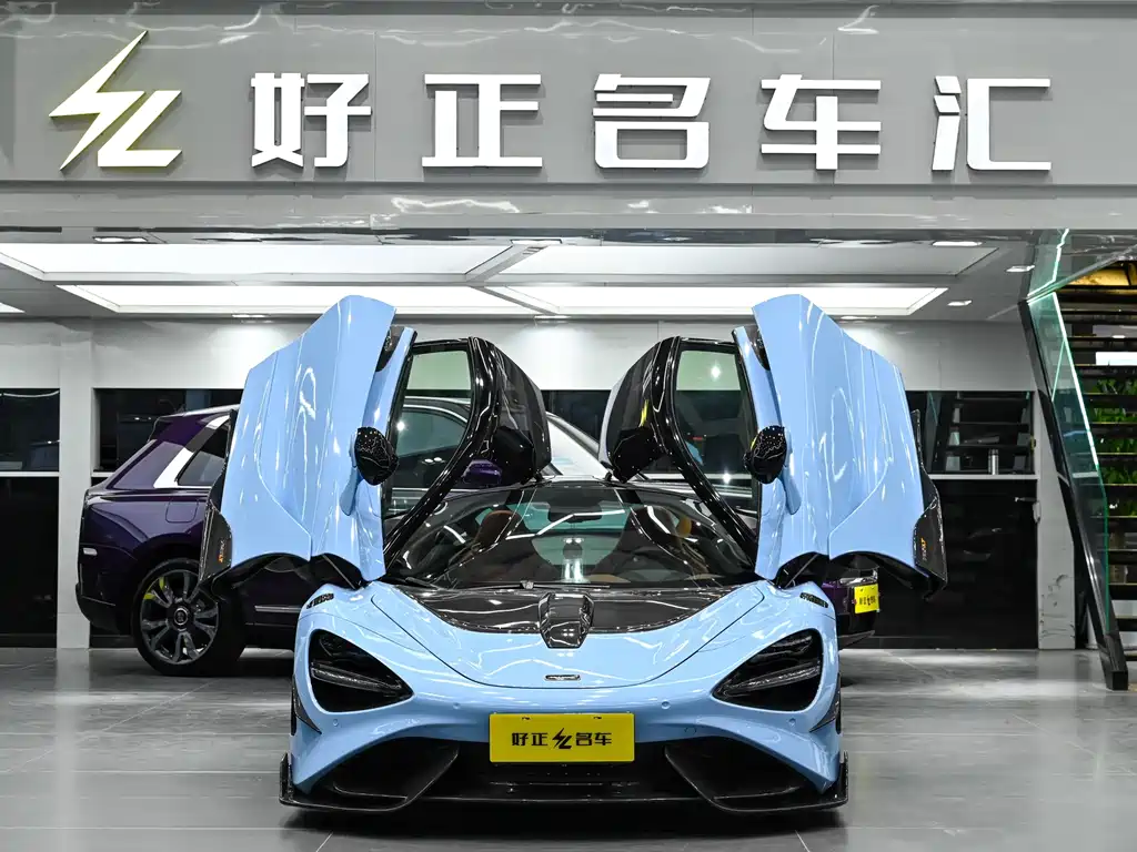 MCLAREN 720S