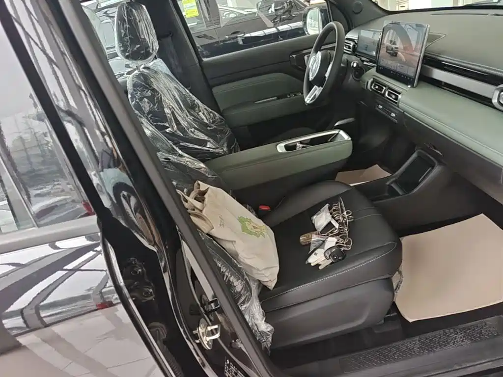 Baojun Yueye Plus — миниатюра 25