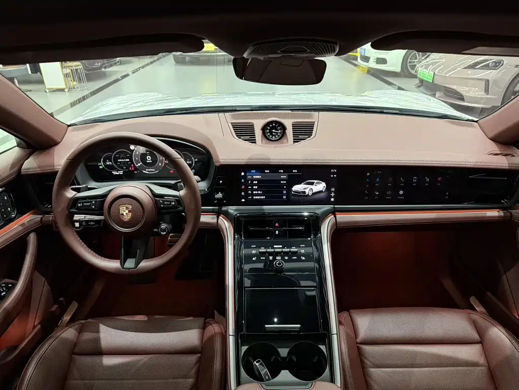 Porsche Panamera — миниатюра 9