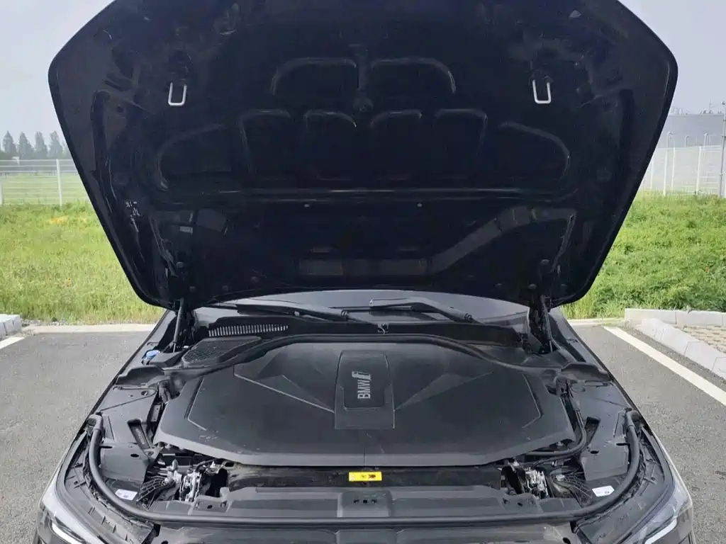 BMW i5 — миниатюра 13