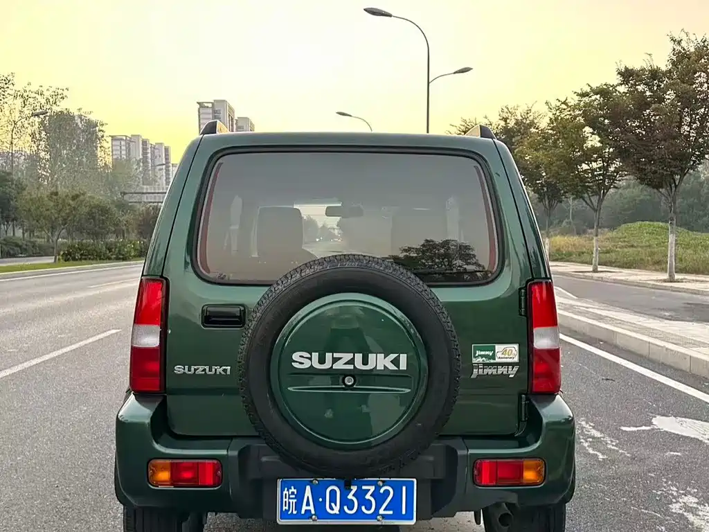 Suzuki Jimny — миниатюра 4