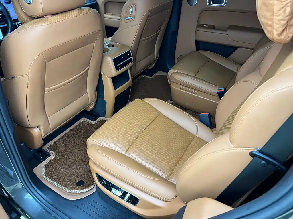 Li Auto Li L8 — миниатюра 12