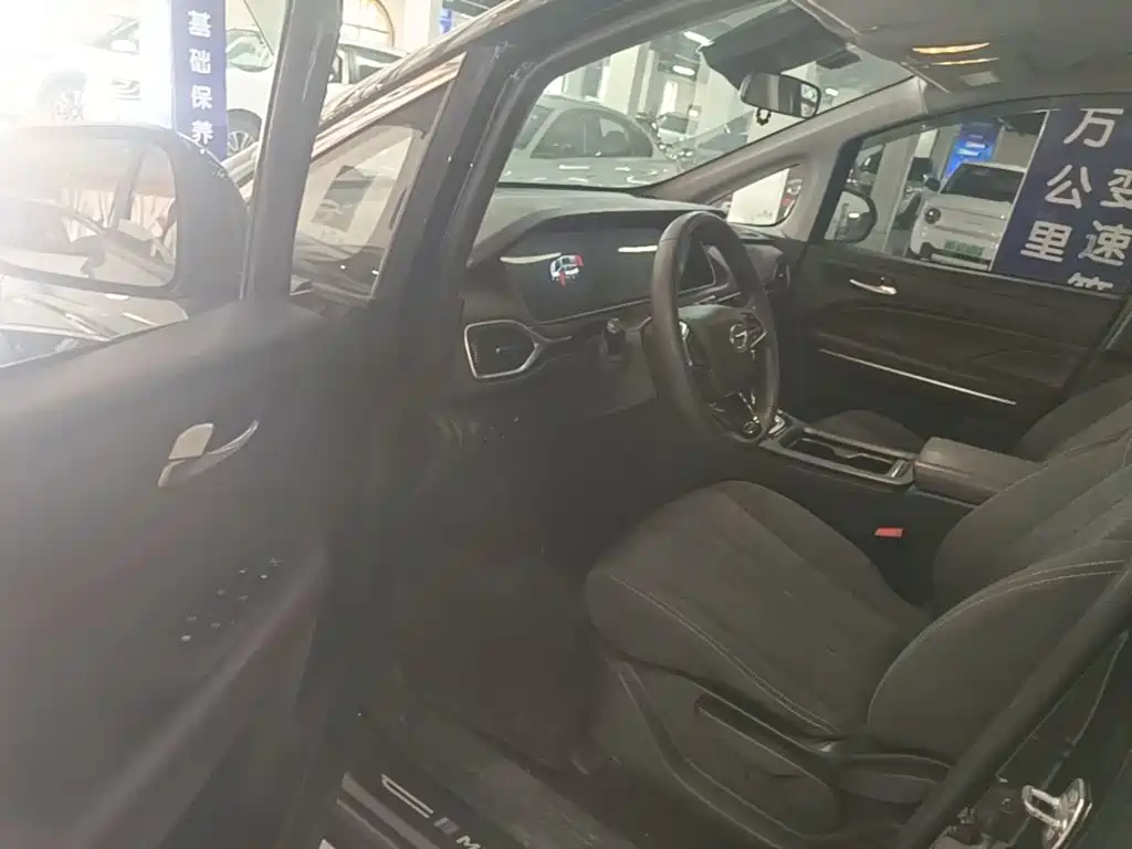 GAC Motor Trumpchi M6 — миниатюра 16