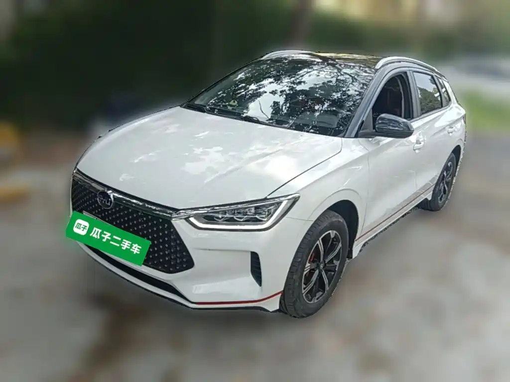 BYD e2