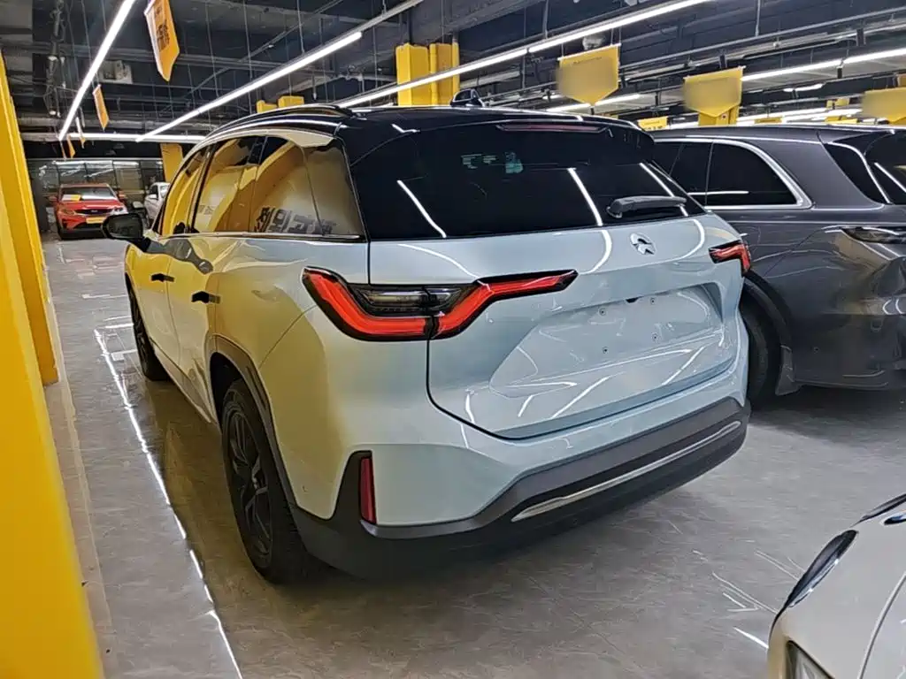 NIO ES6 — миниатюра 5