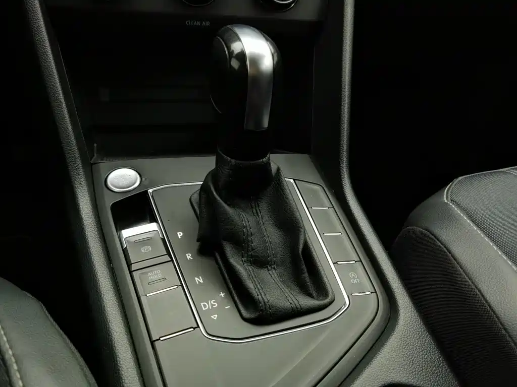 Volkswagen Tiguan L — миниатюра 13