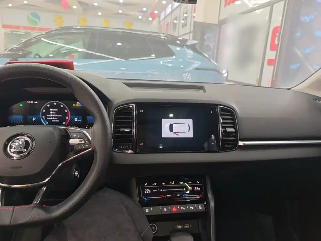 Skoda Karoq — миниатюра 10