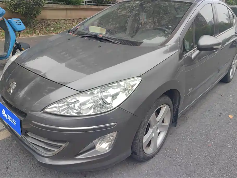 Peugeot 408 2014