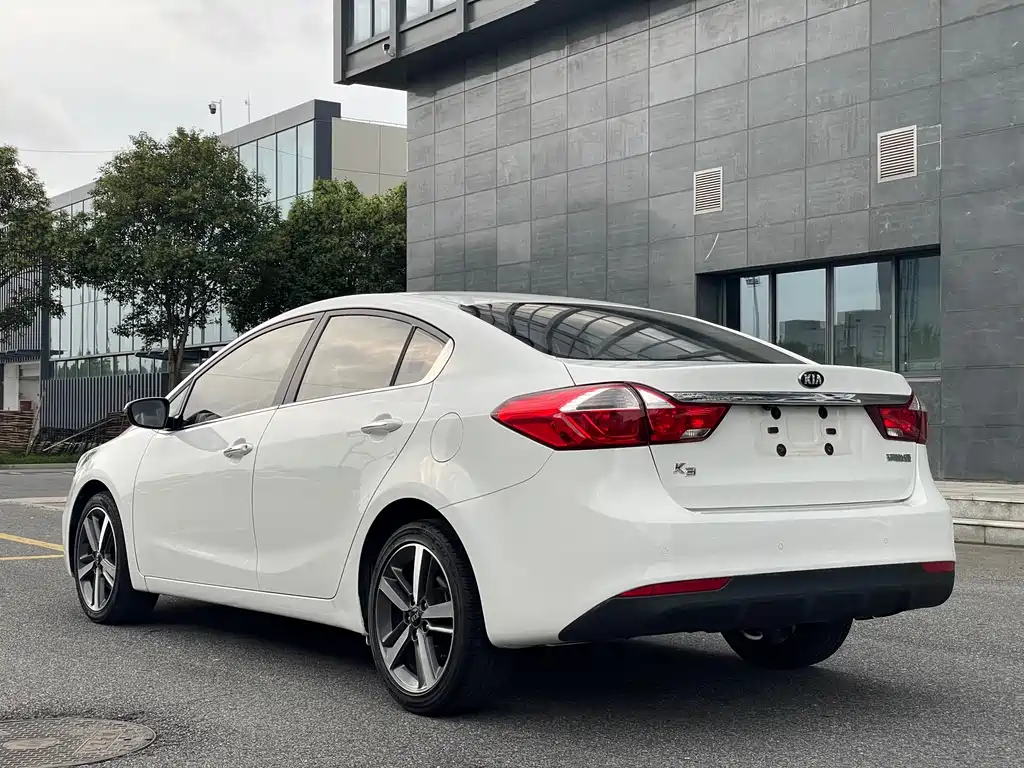 Kia K3 — миниатюра 13