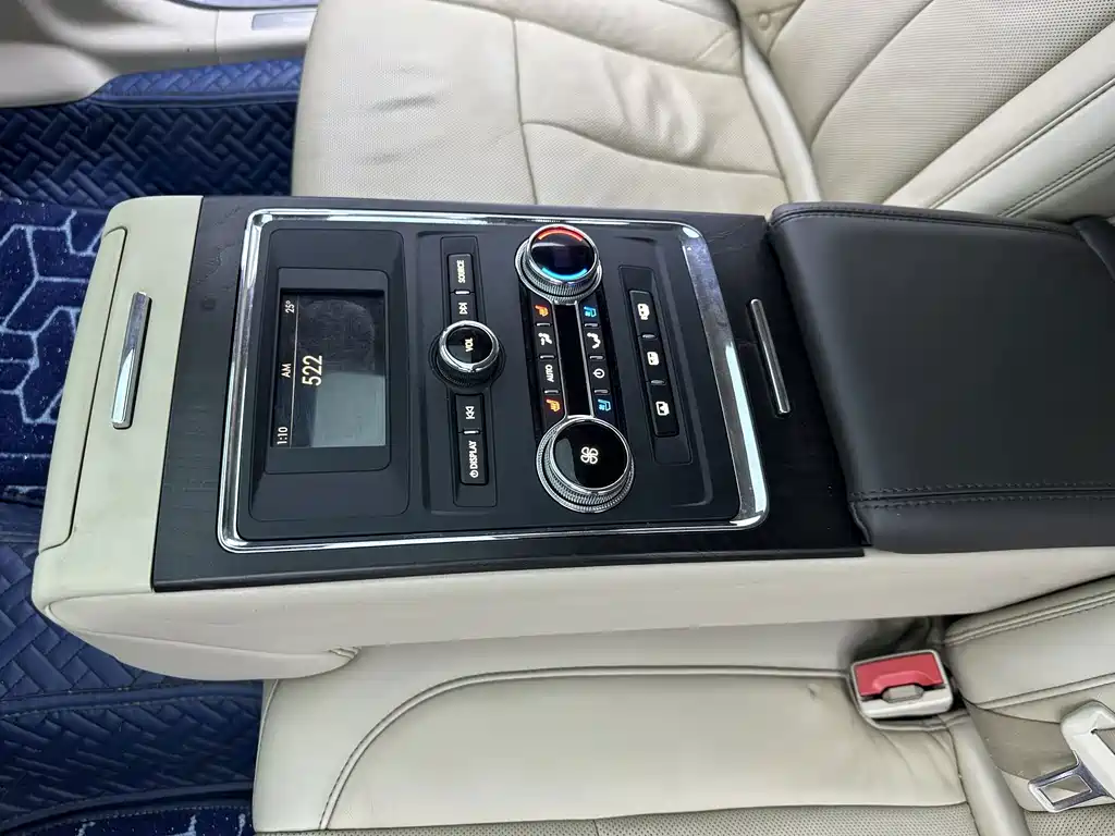 Lincoln Continental — миниатюра 14