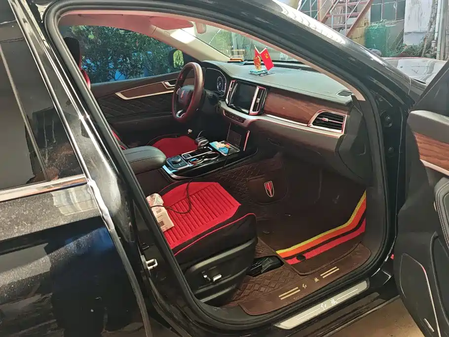 Hongqi Hongqi HS7 — миниатюра 8
