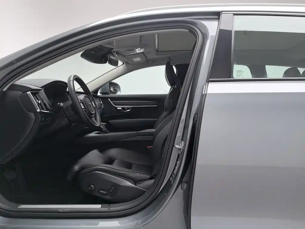 Volvo V90 — миниатюра 10