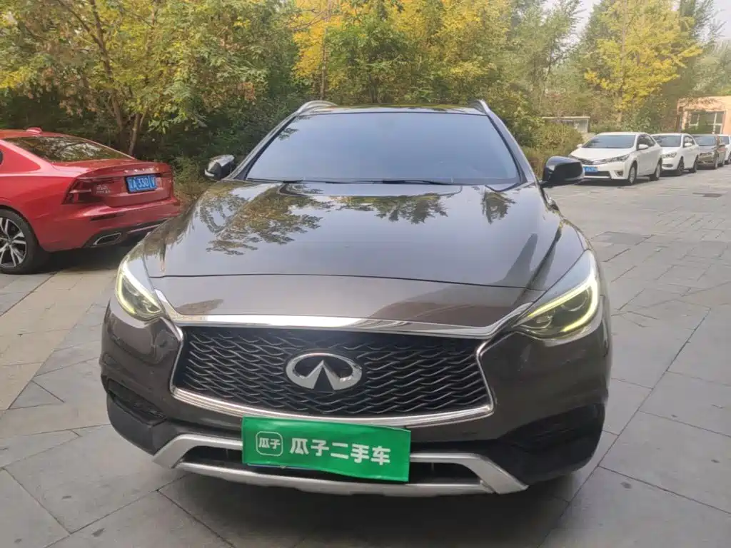 Infiniti QX30 — миниатюра 2