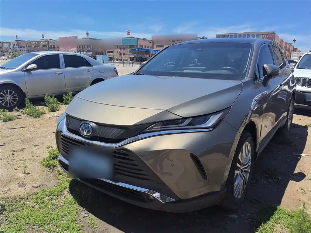 Toyota Harrier 2021