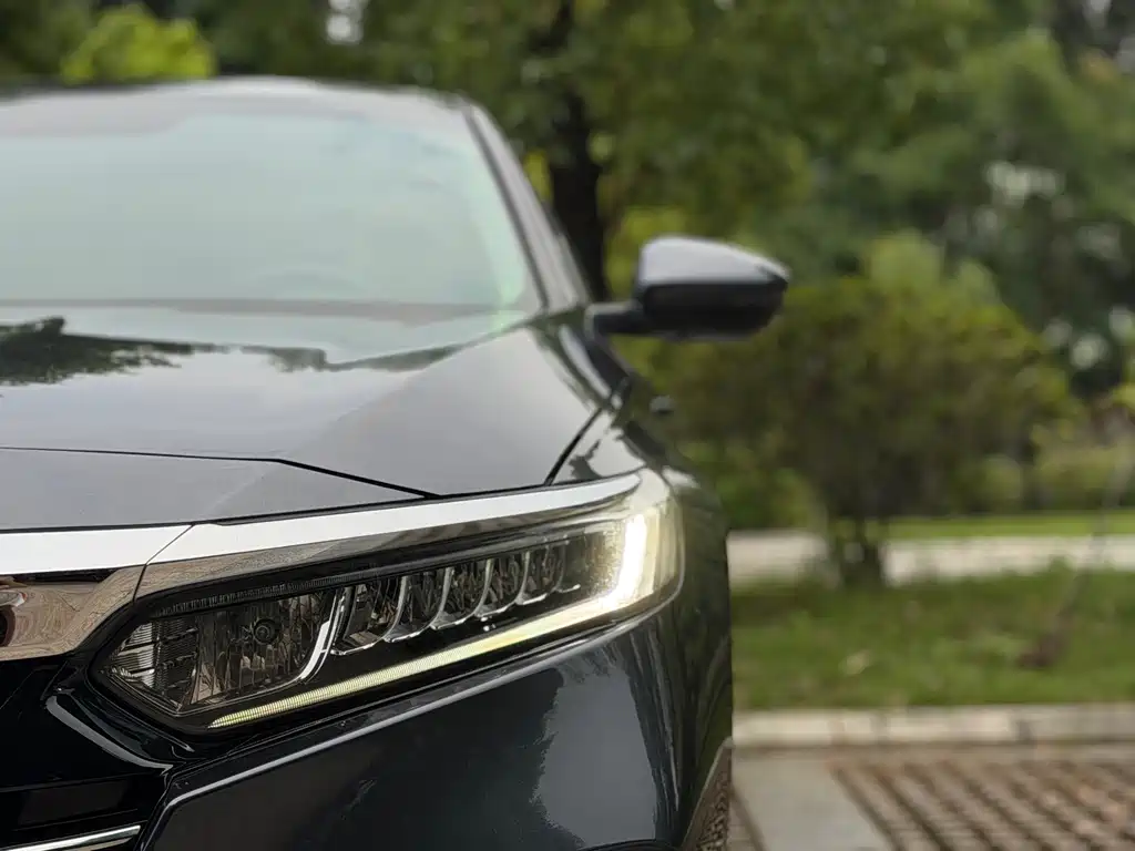 Honda Accord — миниатюра 20