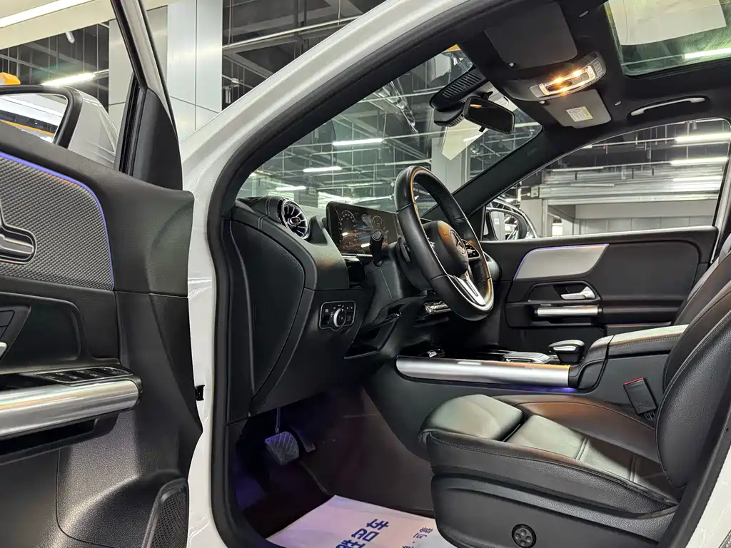 Mercedes-Benz GLA — миниатюра 8