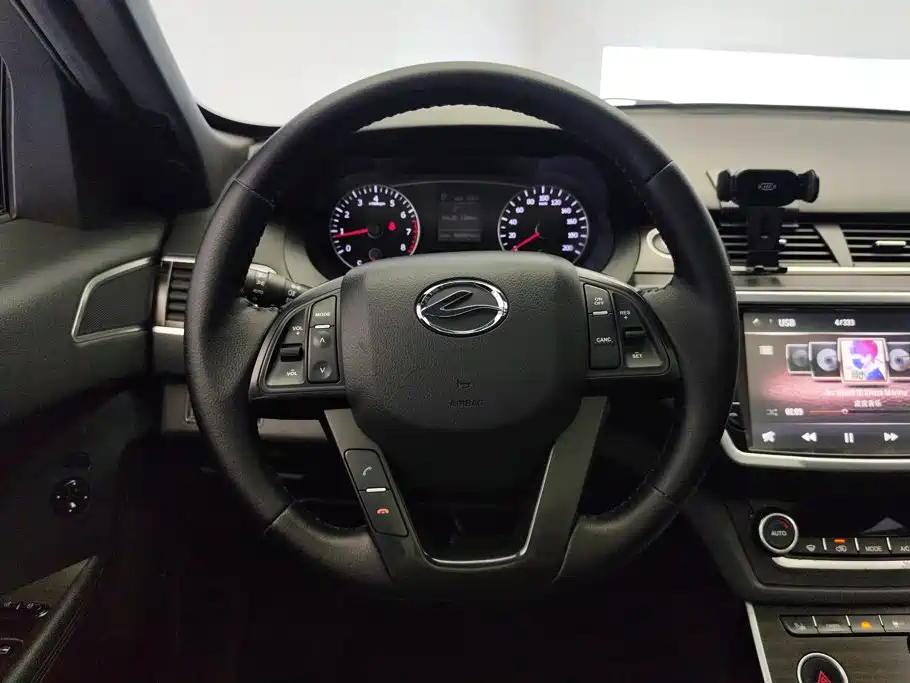 Landwind Landwind X7 — миниатюра 15