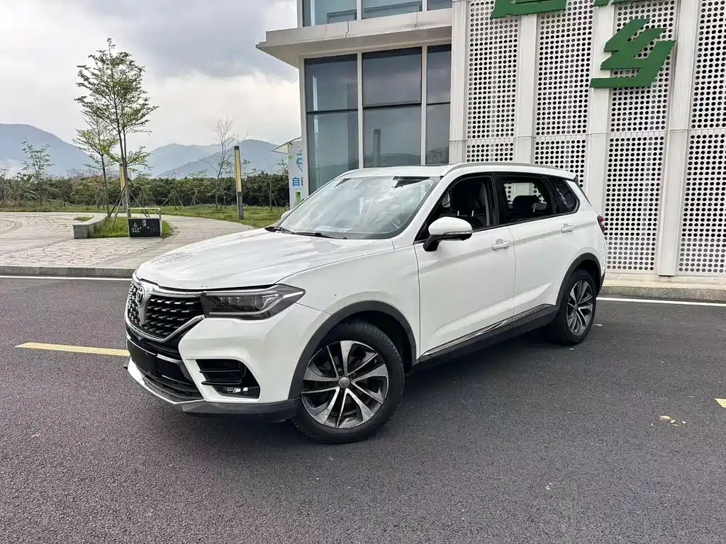 Zhonghua V7 — миниатюра 2
