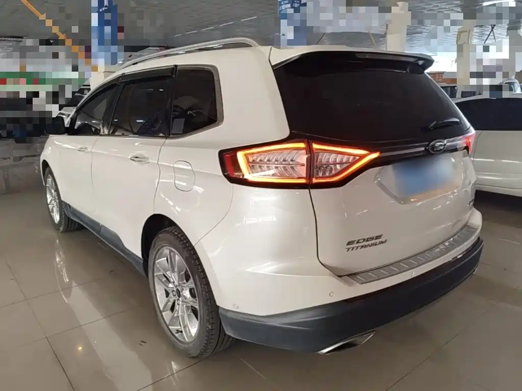 Ford Edge — миниатюра 5