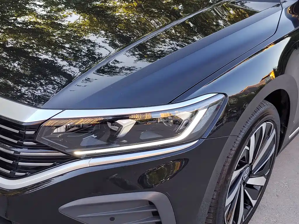 Volkswagen Passat — миниатюра 8
