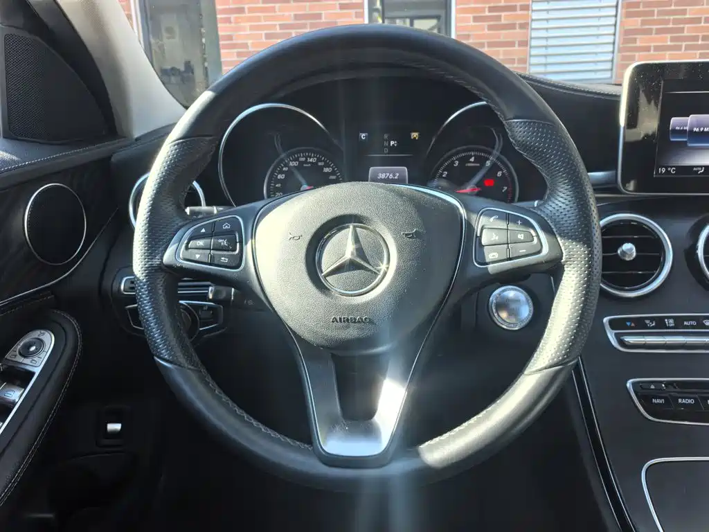Mercedes-Benz C-Class — миниатюра 20